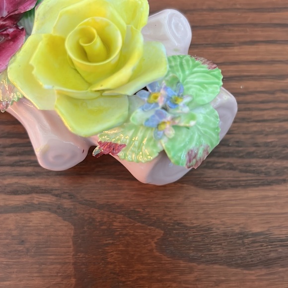 Radnor England Bone China Figurine - Picture 9 of 13